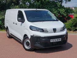 White Used 2024 Peugeot Expert Van | £18,998 (Fair price)