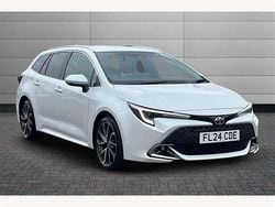 White Used 2024 Toyota Corolla Sport Estate | £27,101 (Fair price)