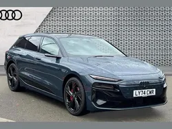 Blue Used 2025 Audi e-tron Performance SUV | £60,722