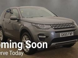 Grey Used 2016 Land Rover Discovery Sport HSE SUV | £9,449 (Fair price)