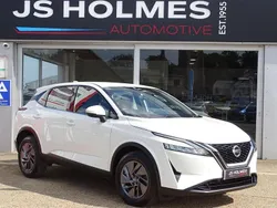 White Used 2022 Nissan Qashqai Acenta Premium SUV | £16,250 (Good price)