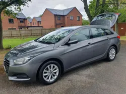 Silver Used 2015 Hyundai i40 Estate | £3,695 (Fair price)