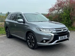 Grey Used 2016 Mitsubishi Outlander SUV | £8,895 (Fair price)