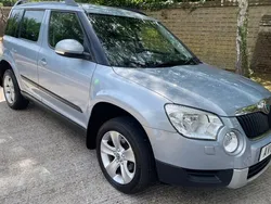 Blue Used 2012 Skoda Yeti GreenLine SUV | £3,595 (Fair price)