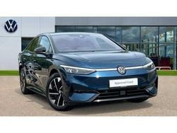 Aquamarine blue metallic black Used 2025 VW ID.7 Pro Sedan | £36,792 (Good price)
