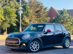 Black Used 2016 Mini Cooper D Hatch Hatchback | £2,790