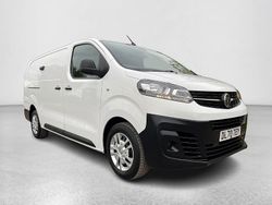 White Used 2020 Vauxhall Vivaro S Van | £9,600 (Fair price)