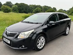 Black Used 2010 Toyota Avensis Estate | £2,795 (Good price)