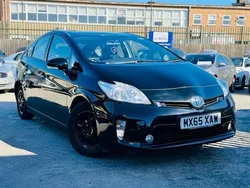 Black Used 2015 Toyota Prius T3 Hatchback | £5,495 (Fair price)