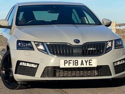 Meteor grey Used 2018 Skoda Octavia vRS Hatchback | £16,290 (Fair price)