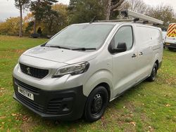 Silver Used 2019 Peugeot Expert Van | £5,995 (Good price)