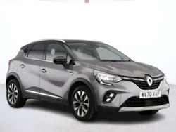 Grey/black Used 2020 Renault Captur Version S SUV | £14,200 (Fair price)