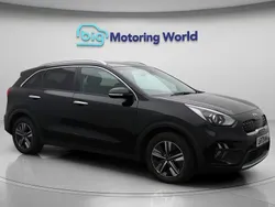 Black Used 2020 Kia Niro 2 SUV | £13,400 (Fair price)
