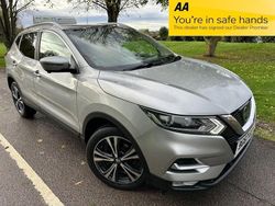 Silver Used 2017 Nissan Qashqai N-Connecta SUV | £7,750 (Fair price)