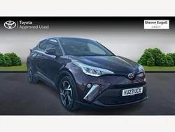 Mauve/purple Used 2023 Toyota C-HR Design SUV | £21,125 (Fair price)
