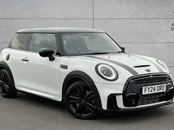 White Used 2024 Mini Cooper S Hatch Hatchback | £25,496 (Fair price)