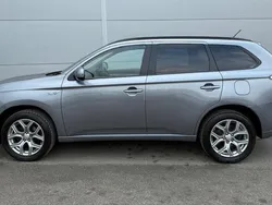 Grey Used 2015 Mitsubishi Outlander P-HEV SUV | £9,995 (Good price)