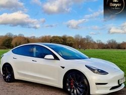 White Used 2021 Tesla Model 3 Performance Sedan | £19,285 (Fair price)