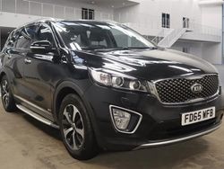 Black Used 2015 Kia Sorento 3 SUV | £14,485 (Fair price)