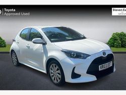 Used 2025 Toyota Yaris Hybrid Hatchback | £17,116 (Super price)