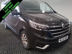 Black Used 2022 Renault Trafic Van | £17,994 (Expensive)