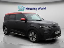 Black Used 2022 Kia Soul EV 2 SUV | £14,662 (Fair price)
