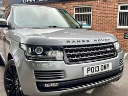Used 2017 Land Rover Range Rover Vogue SUV | £12,900 (Super price)