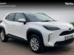 Used 2023 Toyota Yaris Hybrid Estate | £19,867 (Good price)