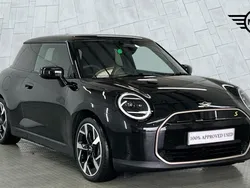Black Used 2024 Mini Cooper SE Hatch Hatchback | £29,990