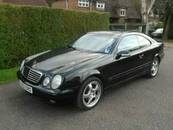 Used 2002 Mercedes CLK230 Avantgarde Coupe | £1,950