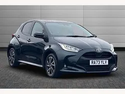Black Used 2024 Toyota Yaris Hybrid Design Hatchback | £18,195 (Fair price)