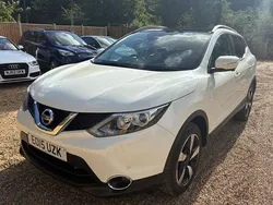 White Used 2015 Nissan Qashqai N-TEC SUV | £5,750 (Fair price)