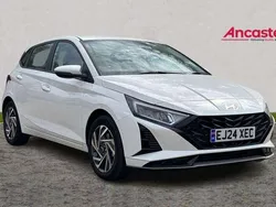 White Used 2024 Hyundai i20 Advanced Hatchback | £17,199 (Fair price)
