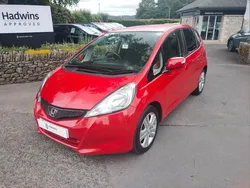 Red Used 2015 Honda Jazz ES Hatchback | £9,995 (Fair price)