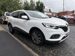 White Used 2019 Renault Kadjar Version S SUV | £11,695 (Fair price)
