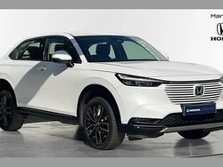 White Used 2023 Honda HR-V Advance SUV | £22,387 (Fair price)