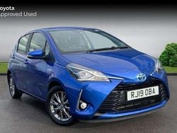 Nebula blue Used 2019 Toyota Yaris Hybrid Hatchback | £13,699 (Super price)