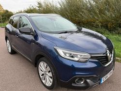 Blue Used 2016 Renault Kadjar Signature SUV | £5,499 (Fair price)