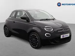 Black Used 2023 Fiat 500e La Prima Hatchback | £15,999 (Fair price)