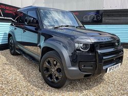 Black Used 2021 Land Rover Defender SE SUV | £39,950 (Fair price)