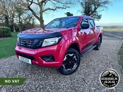 Red Used 2020 Nissan Navara N-Connecta Pickup | £13,999 (Fair price)