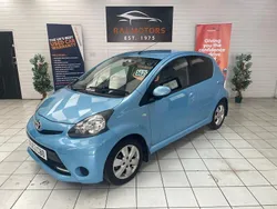 Blue Used 2014 Toyota Aygo Style Hatchback | £4,195 (Good price)