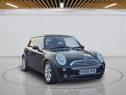 Black Used 2005 Mini Cooper Hatch Hatchback | £990