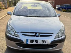 Silver Used 2001 Peugeot 307 Hatchback | £595 (Fair price)