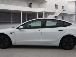 White Used 2021 Tesla Model 3 Standard Range Sedan | £14,990 (Fair price)