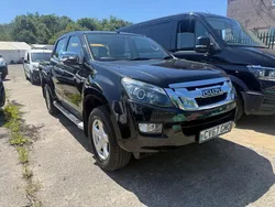 Black Used 2017 Isuzu D-Max Pickup | £12,999 (Fair price)