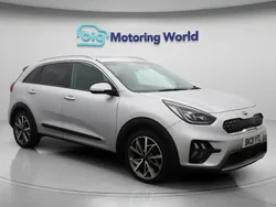 Silver Used 2021 Kia Niro 4 SUV | £16,100 (Good price)