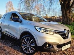 Silver Used 2016 Renault Kadjar Signature SUV | £5,499 (Fair price)