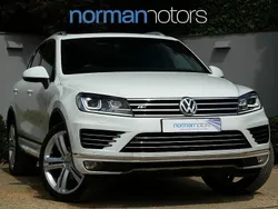White Used 2017 VW Touareg R-line Plus SUV | £22,495 (Fair price)