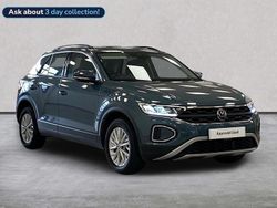 Blue Used 2023 VW T-Roc Life SUV | £17,543 (Fair price)